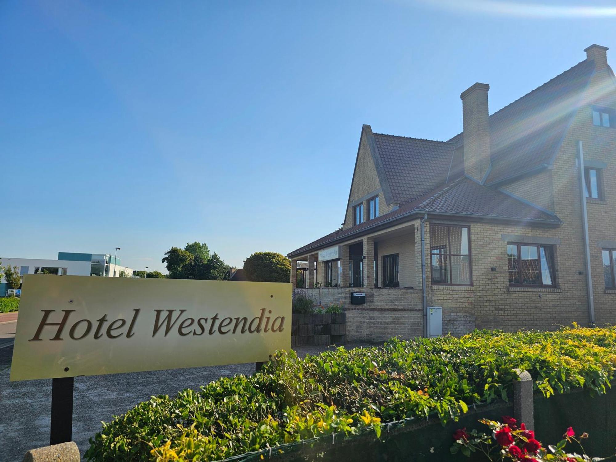 Hotel Westendia And Free Parking Top Breakfast Westende Ngoại thất bức ảnh